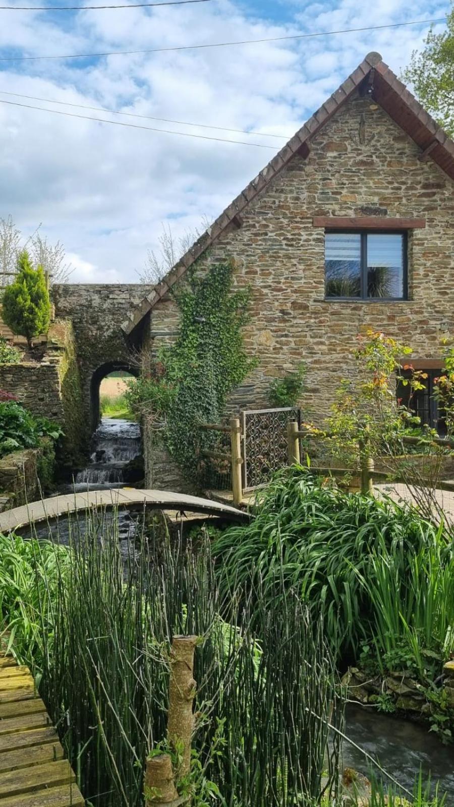 Вилла Ancien Moulin Pres D'Un Ruisseau Sallen Экстерьер фото
